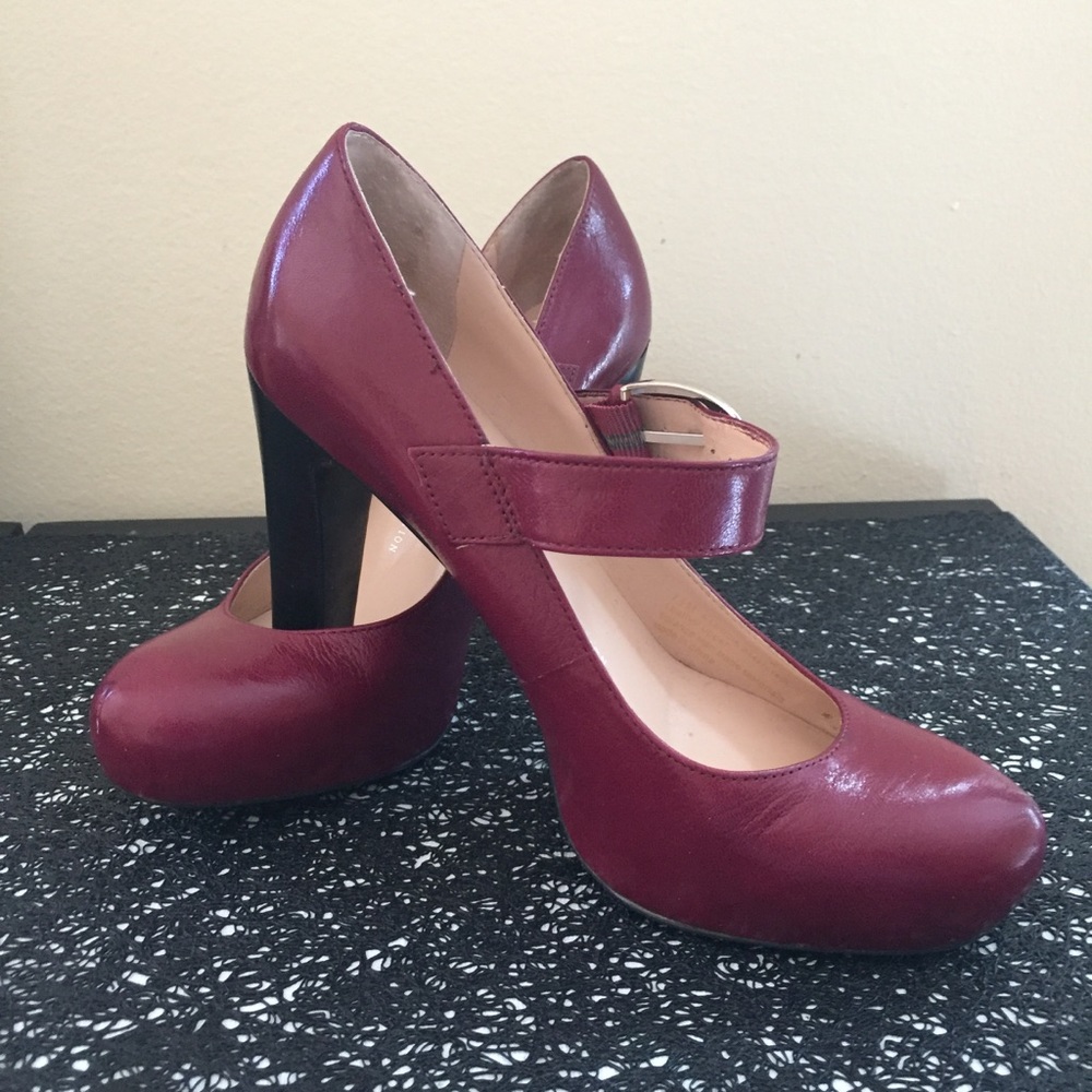 Franco Sarto MaryJane shoes